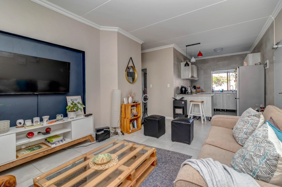 2 Bedroom Property for Sale in Broadacres Gauteng