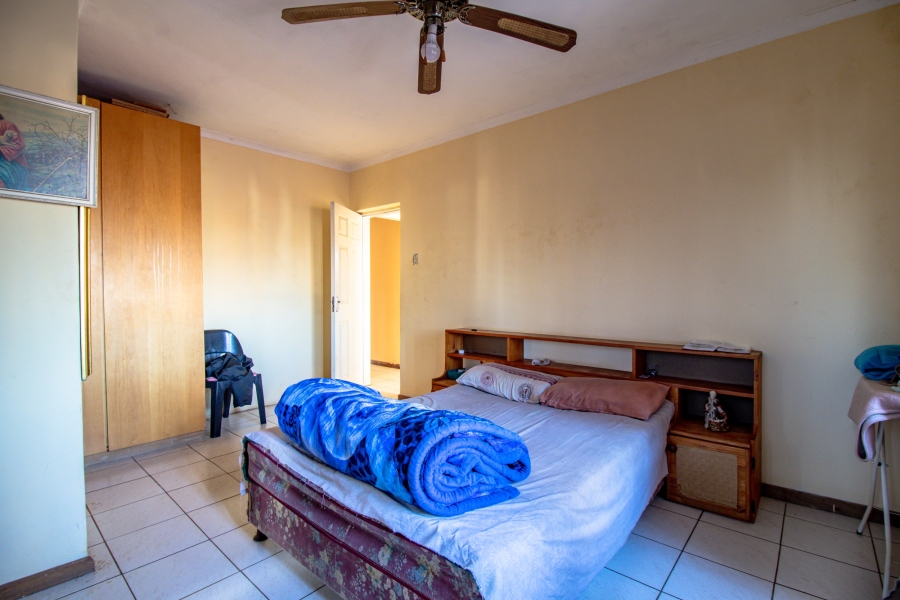 8 Bedroom Property for Sale in Lenasia South Gauteng