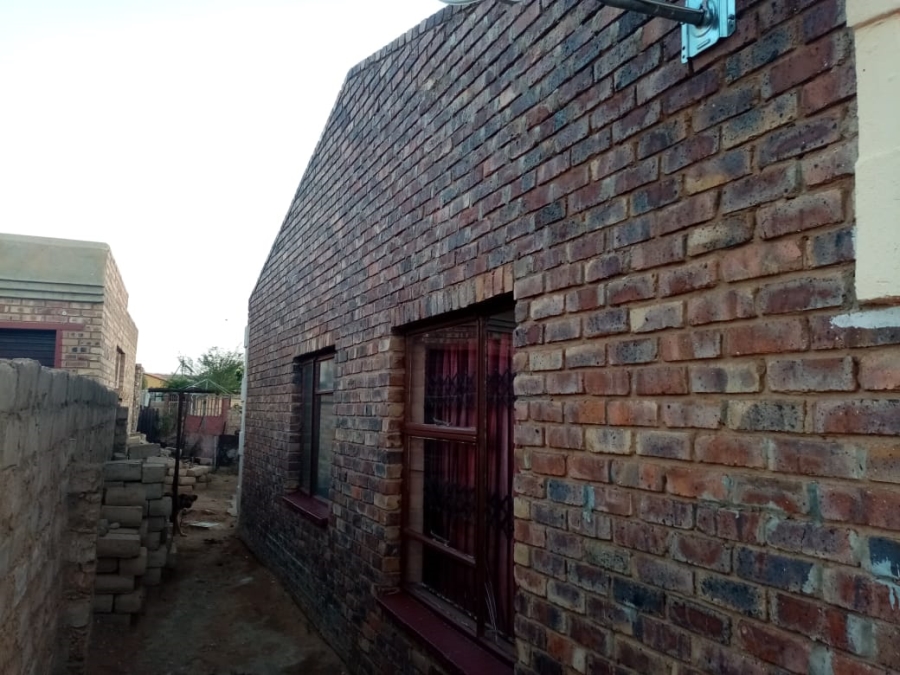 3 Bedroom Property for Sale in Soshanguve JJ Gauteng