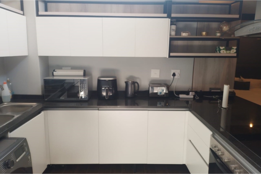 To Let 1 Bedroom Property for Rent in Greenside Gauteng
