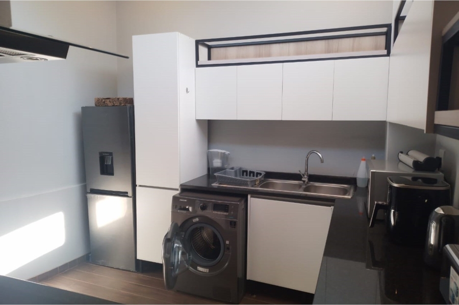 To Let 1 Bedroom Property for Rent in Greenside Gauteng
