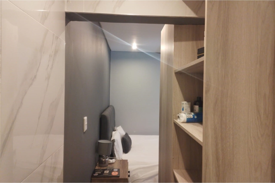 To Let 1 Bedroom Property for Rent in Greenside Gauteng