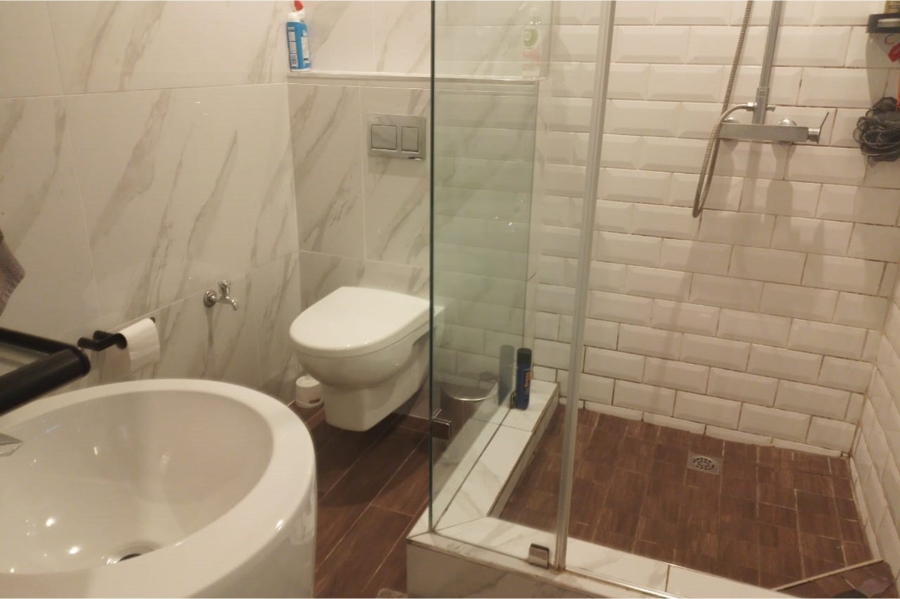To Let 1 Bedroom Property for Rent in Greenside Gauteng