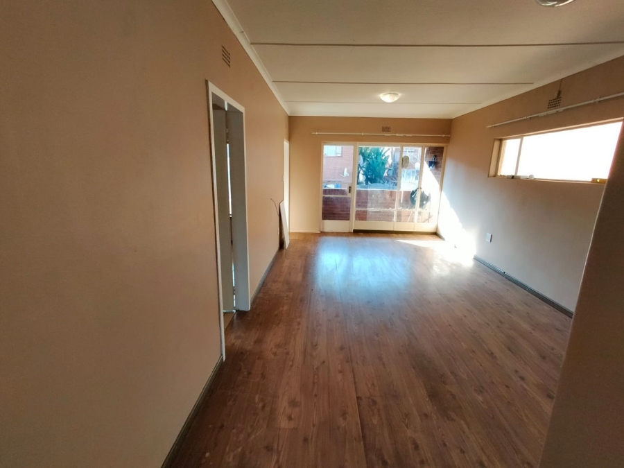2 Bedroom Property for Sale in Windsor East Gauteng