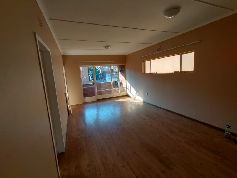 2 Bedroom Property for Sale in Windsor East Gauteng