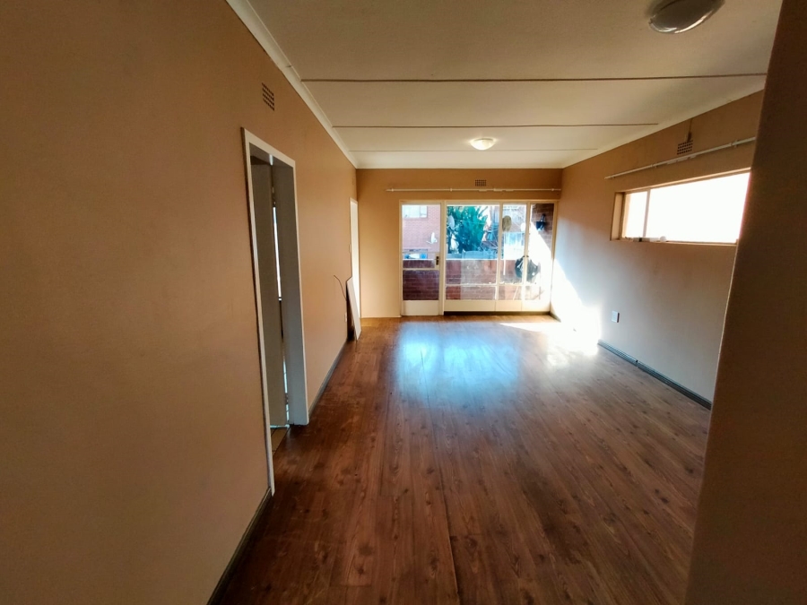 2 Bedroom Property for Sale in Windsor East Gauteng