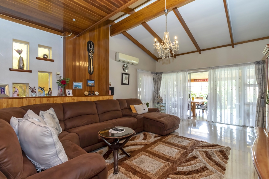 5 Bedroom Property for Sale in Windsor West Gauteng
