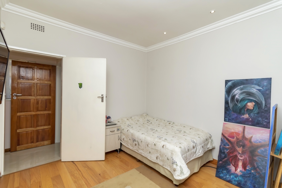 5 Bedroom Property for Sale in Windsor West Gauteng