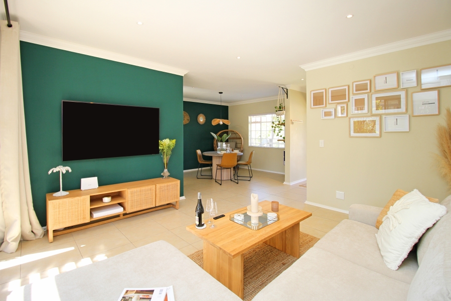To Let 2 Bedroom Property for Rent in Bryanston Gauteng
