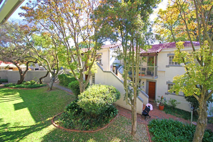 To Let 2 Bedroom Property for Rent in Bryanston Gauteng