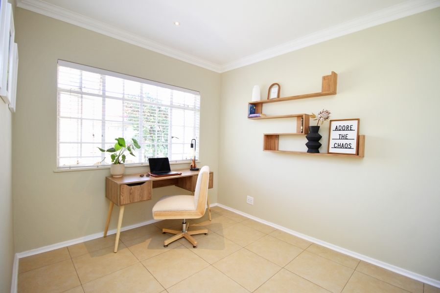 To Let 2 Bedroom Property for Rent in Bryanston Gauteng