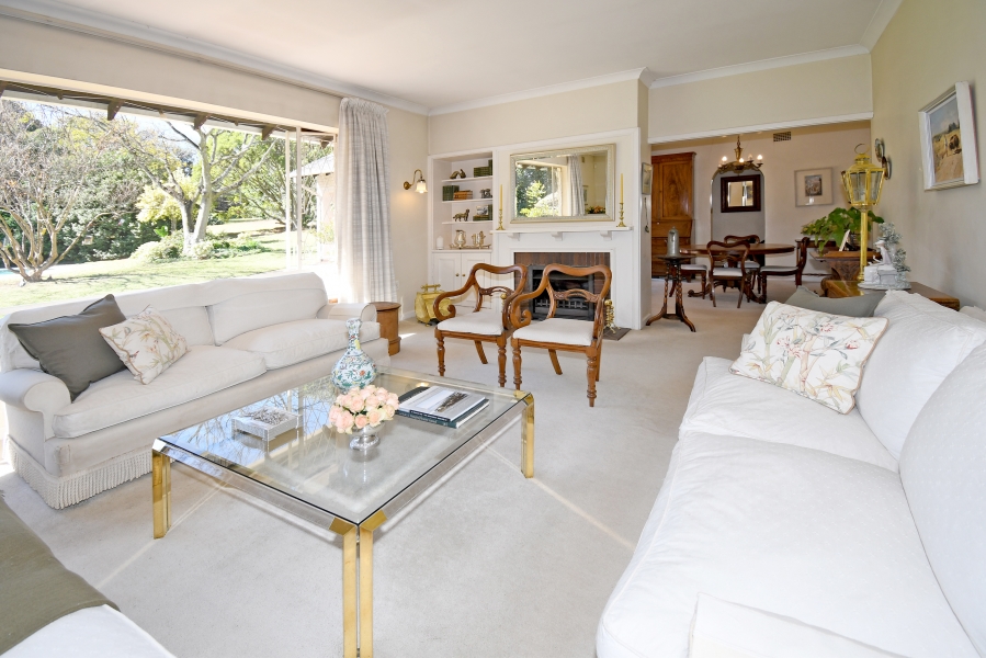 4 Bedroom Property for Sale in Hurlingham Gauteng