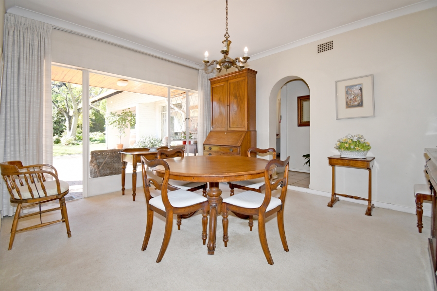 4 Bedroom Property for Sale in Hurlingham Gauteng