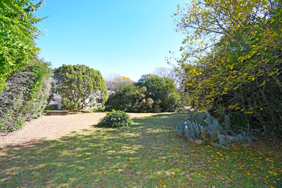 4 Bedroom Property for Sale in Hurlingham Gauteng