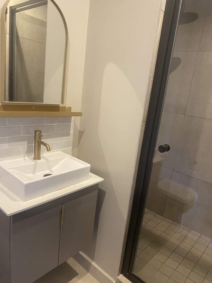 To Let 1 Bedroom Property for Rent in Sandton Central Gauteng