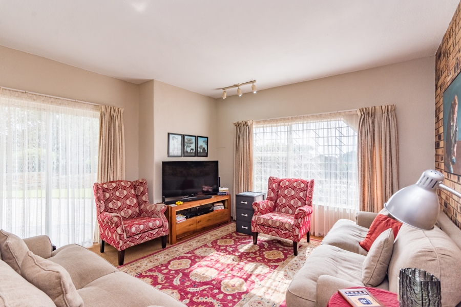 5 Bedroom Property for Sale in Rant En Dal Gauteng