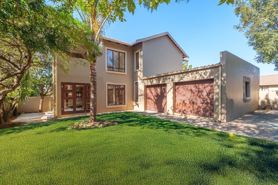 2 Bedroom Property for Sale in North Riding Gauteng