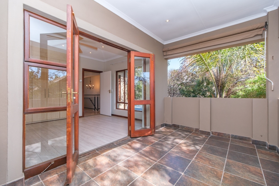 2 Bedroom Property for Sale in North Riding Gauteng