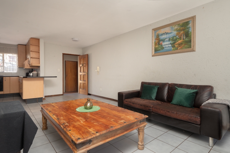 2 Bedroom Property for Sale in Constantia Kloof Gauteng