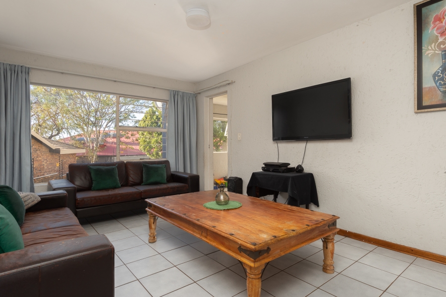 2 Bedroom Property for Sale in Constantia Kloof Gauteng