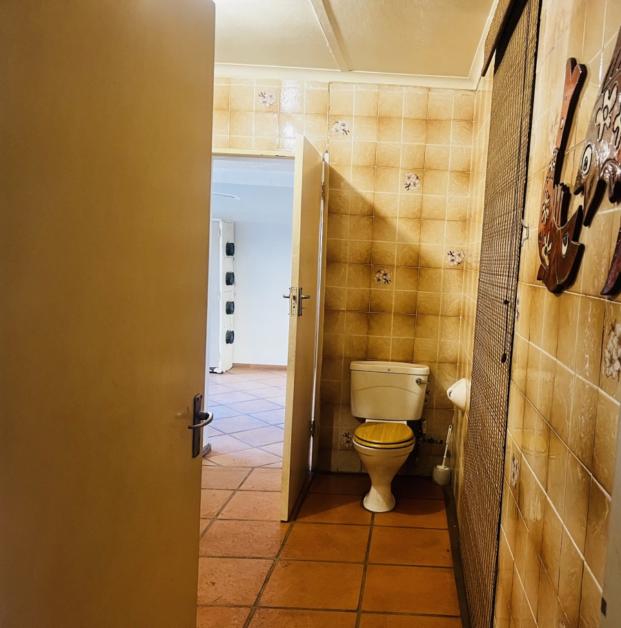 4 Bedroom Property for Sale in Bonaero Park Gauteng