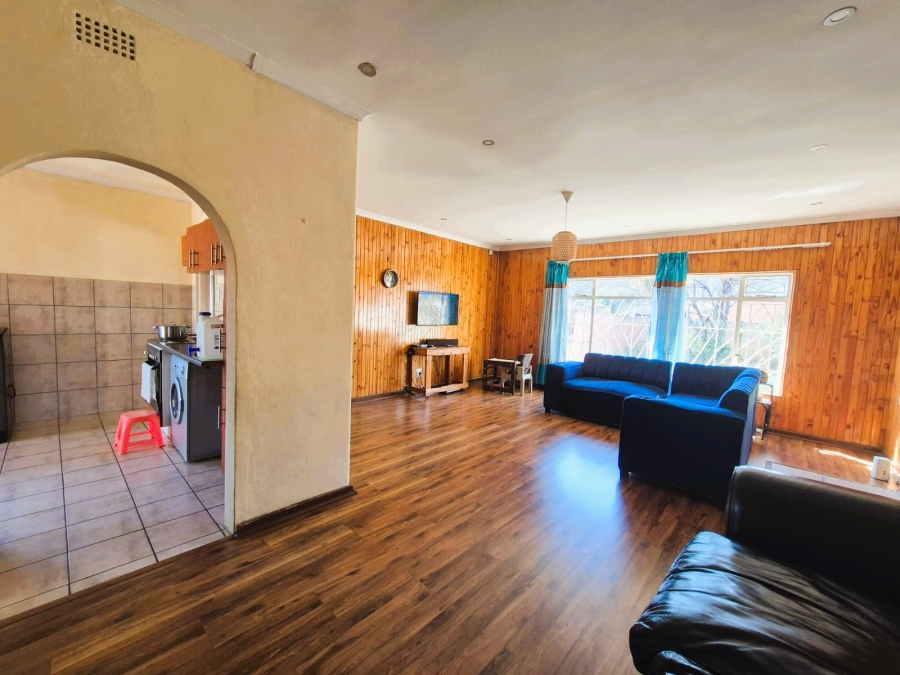 4 Bedroom Property for Sale in Sonland Park Gauteng