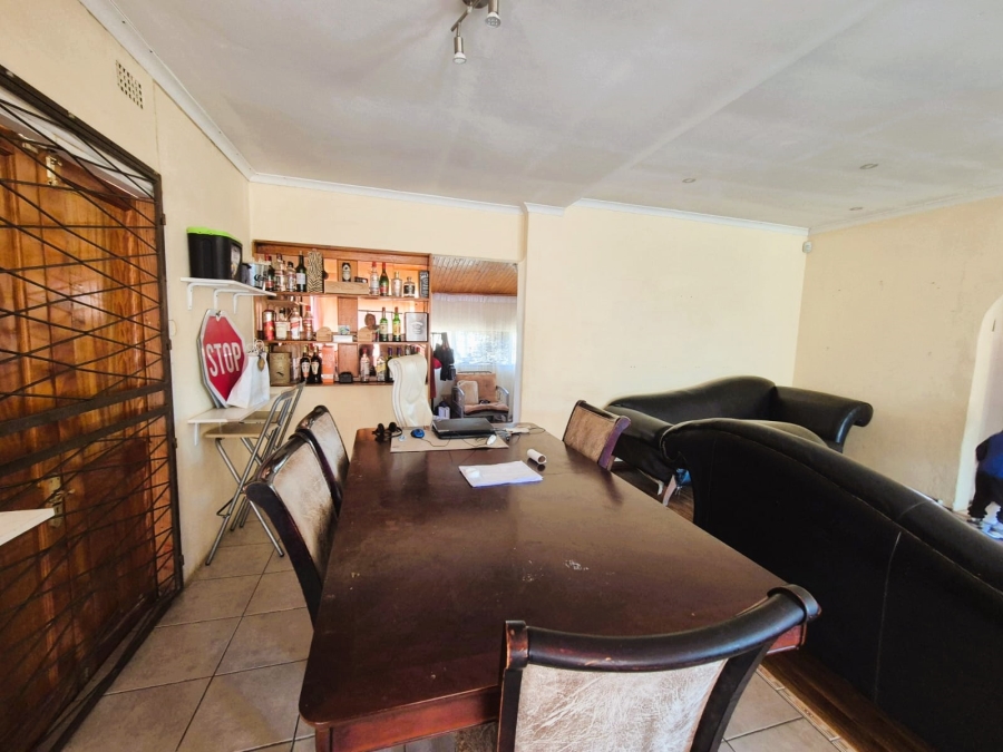 4 Bedroom Property for Sale in Sonland Park Gauteng