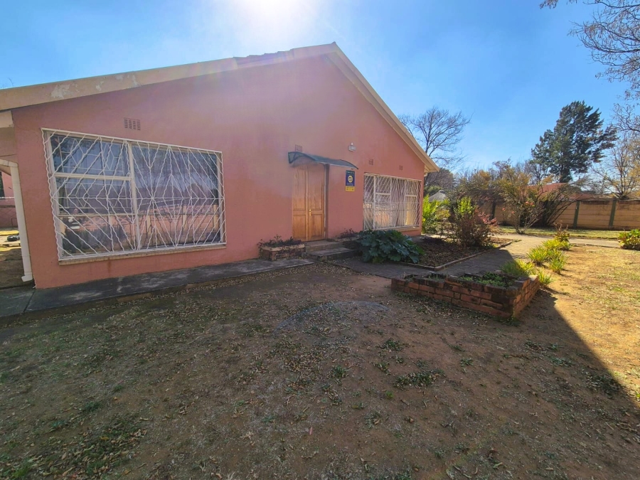 4 Bedroom Property for Sale in Sonland Park Gauteng