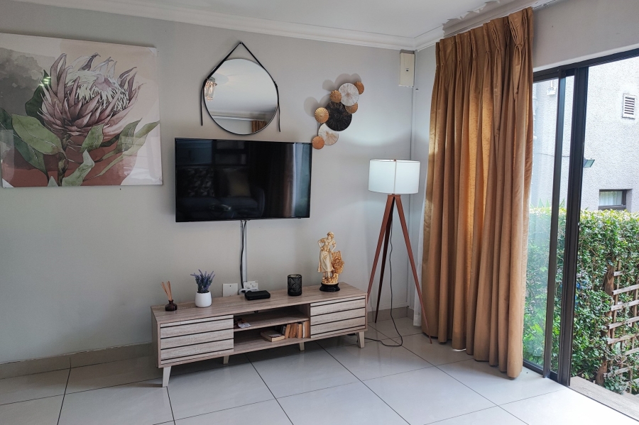 To Let 1 Bedroom Property for Rent in River Club Gauteng