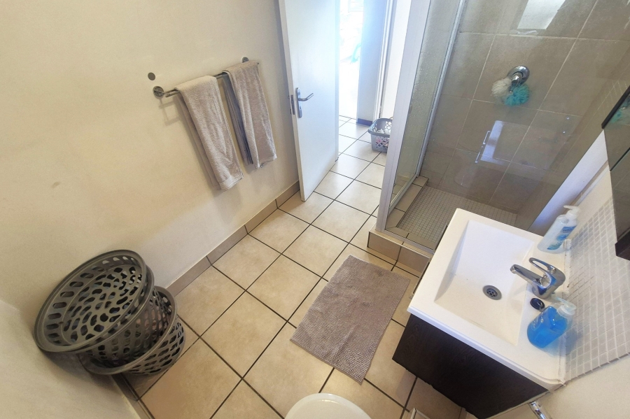 To Let 3 Bedroom Property for Rent in Maroeladal Gauteng