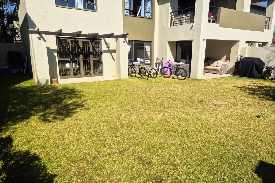 To Let 3 Bedroom Property for Rent in Maroeladal Gauteng