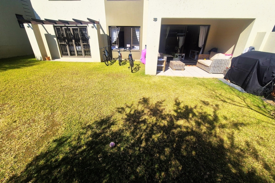 To Let 3 Bedroom Property for Rent in Maroeladal Gauteng