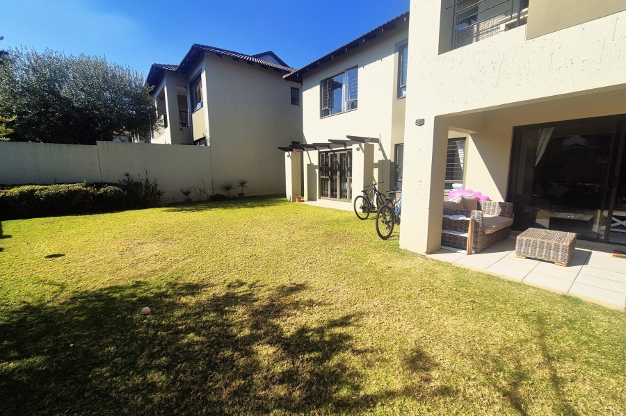 To Let 3 Bedroom Property for Rent in Maroeladal Gauteng