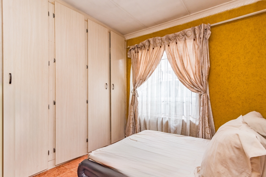 2 Bedroom Property for Sale in Protea Glen Gauteng