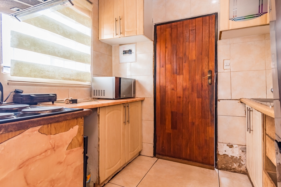 2 Bedroom Property for Sale in Protea Glen Gauteng