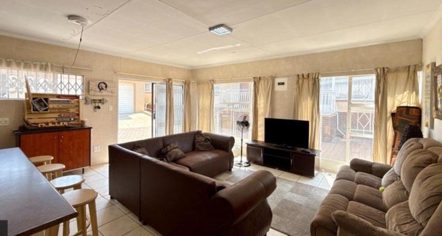 4 Bedroom Property for Sale in Risana Gauteng
