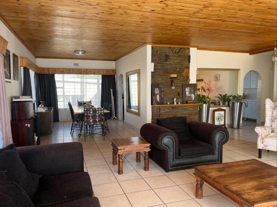 4 Bedroom Property for Sale in Risana Gauteng