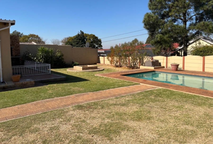 4 Bedroom Property for Sale in Risana Gauteng