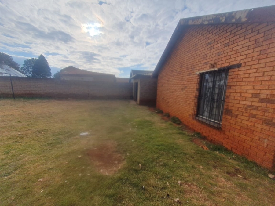 3 Bedroom Property for Sale in Mmesi Park Gauteng