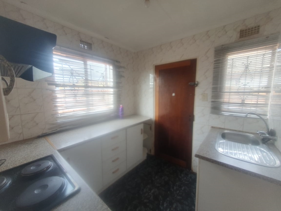3 Bedroom Property for Sale in Mmesi Park Gauteng