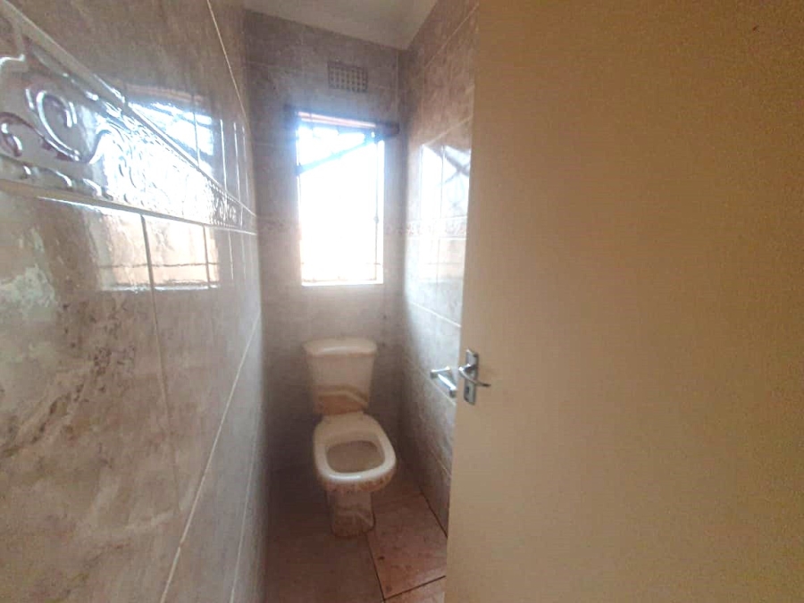 3 Bedroom Property for Sale in Mmesi Park Gauteng