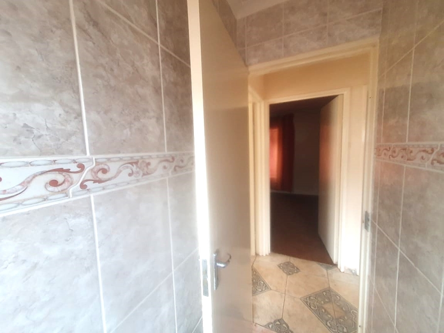 3 Bedroom Property for Sale in Mmesi Park Gauteng