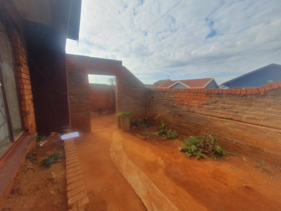 3 Bedroom Property for Sale in Mmesi Park Gauteng