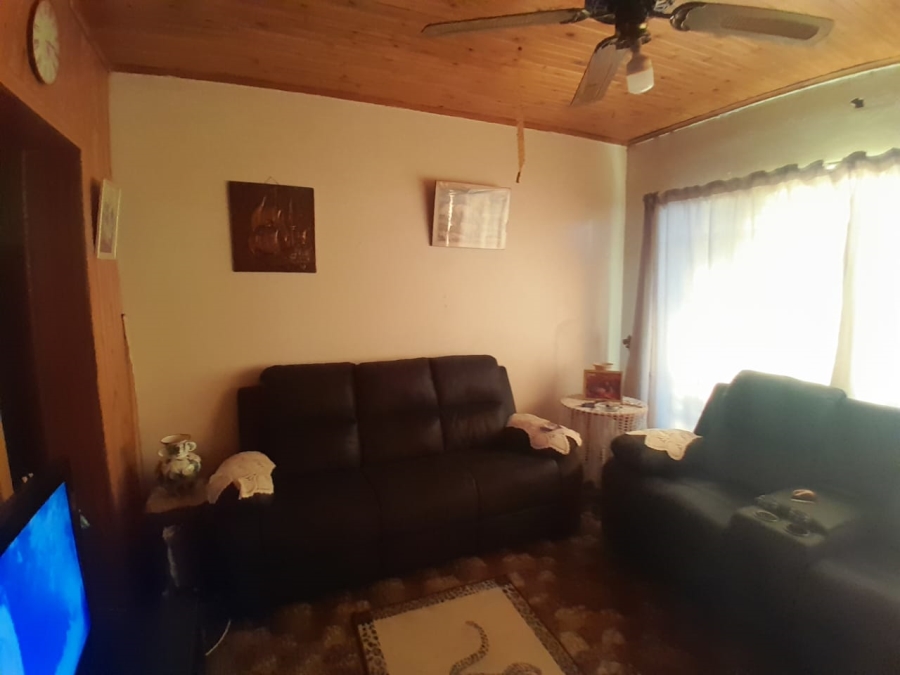 3 Bedroom Property for Sale in Oberholzer Gauteng