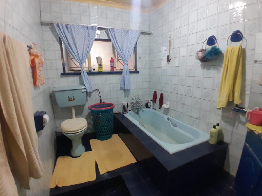 3 Bedroom Property for Sale in Oberholzer Gauteng