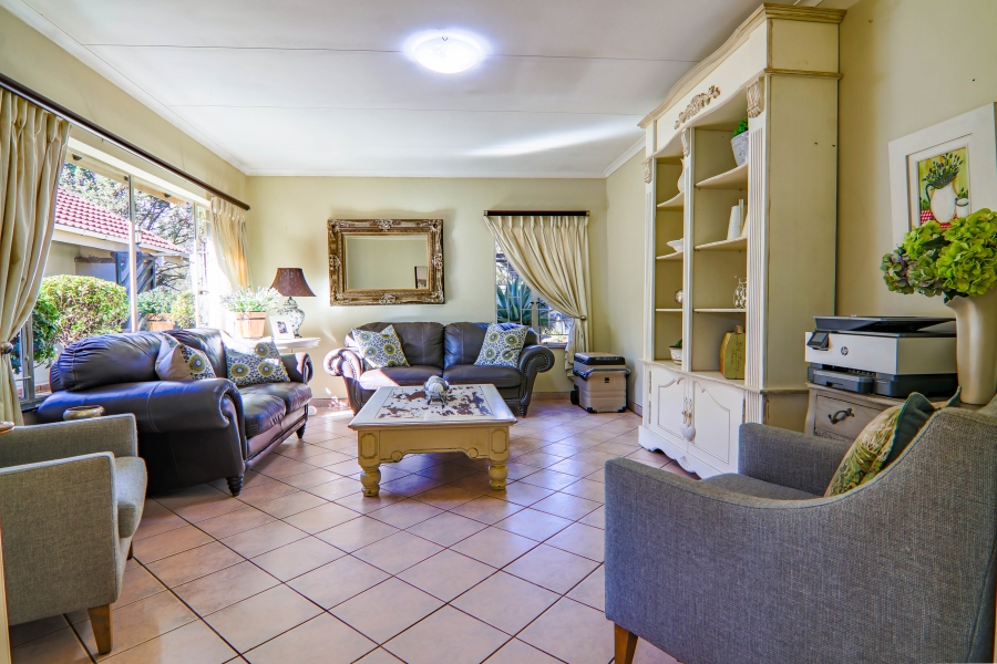 4 Bedroom Property for Sale in Wierda Park Gauteng