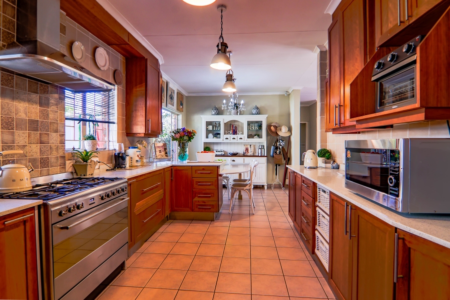 4 Bedroom Property for Sale in Wierda Park Gauteng