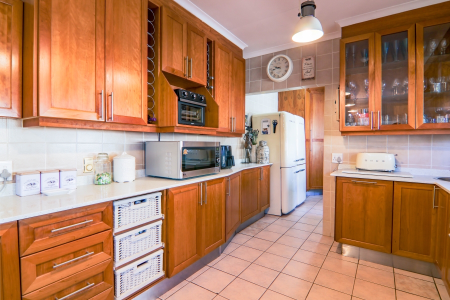 4 Bedroom Property for Sale in Wierda Park Gauteng