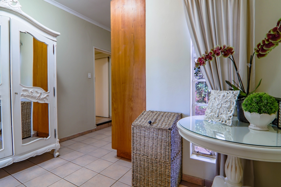 4 Bedroom Property for Sale in Wierda Park Gauteng