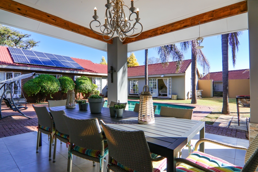 4 Bedroom Property for Sale in Wierda Park Gauteng